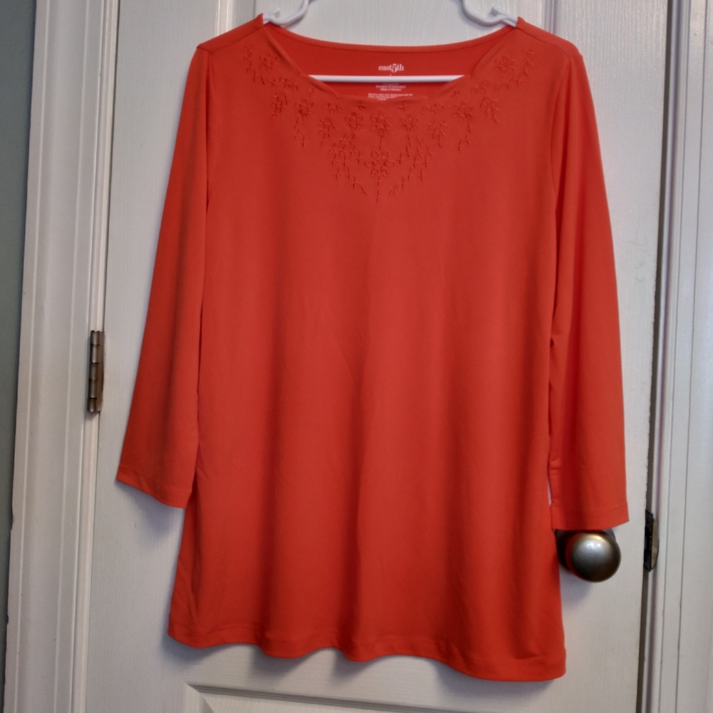 East 5th Women's Coral Long Sleeve Top L Embroidery Scalloped